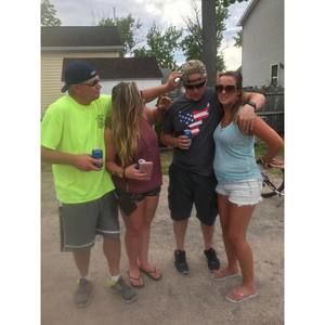 Meet your Posher, Cassandra